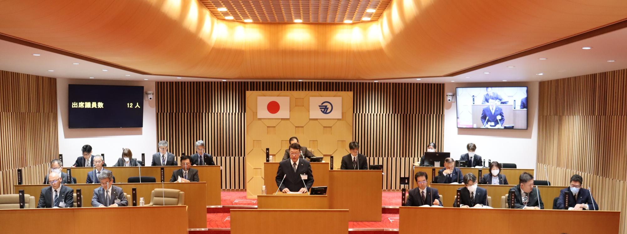 市長市政報告朗読写真1