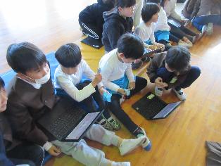 小学校との交流